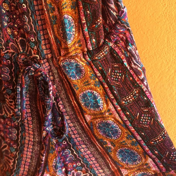 Pretty Patterned Veronica M Romper, Size XS - Picture 5 of 8